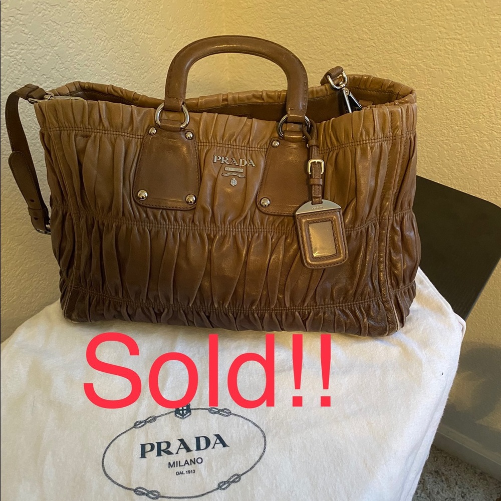 Prada Ombré Napa Guafre Leather handbag- Gorgeous!